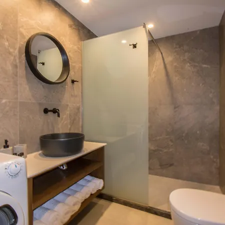 Utopia Residences 