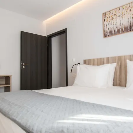 Utopia Residences 
